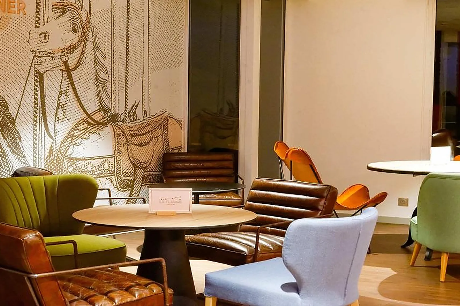 Hôtel, HÔTEL MERCURE LILLE AÉROPORT