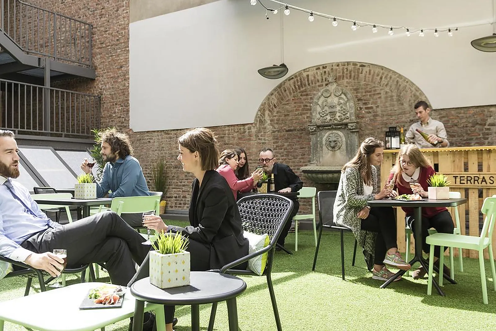 Hôtel, HÔTEL MERCURE LILLE CENTRE VIEUX-LILLE