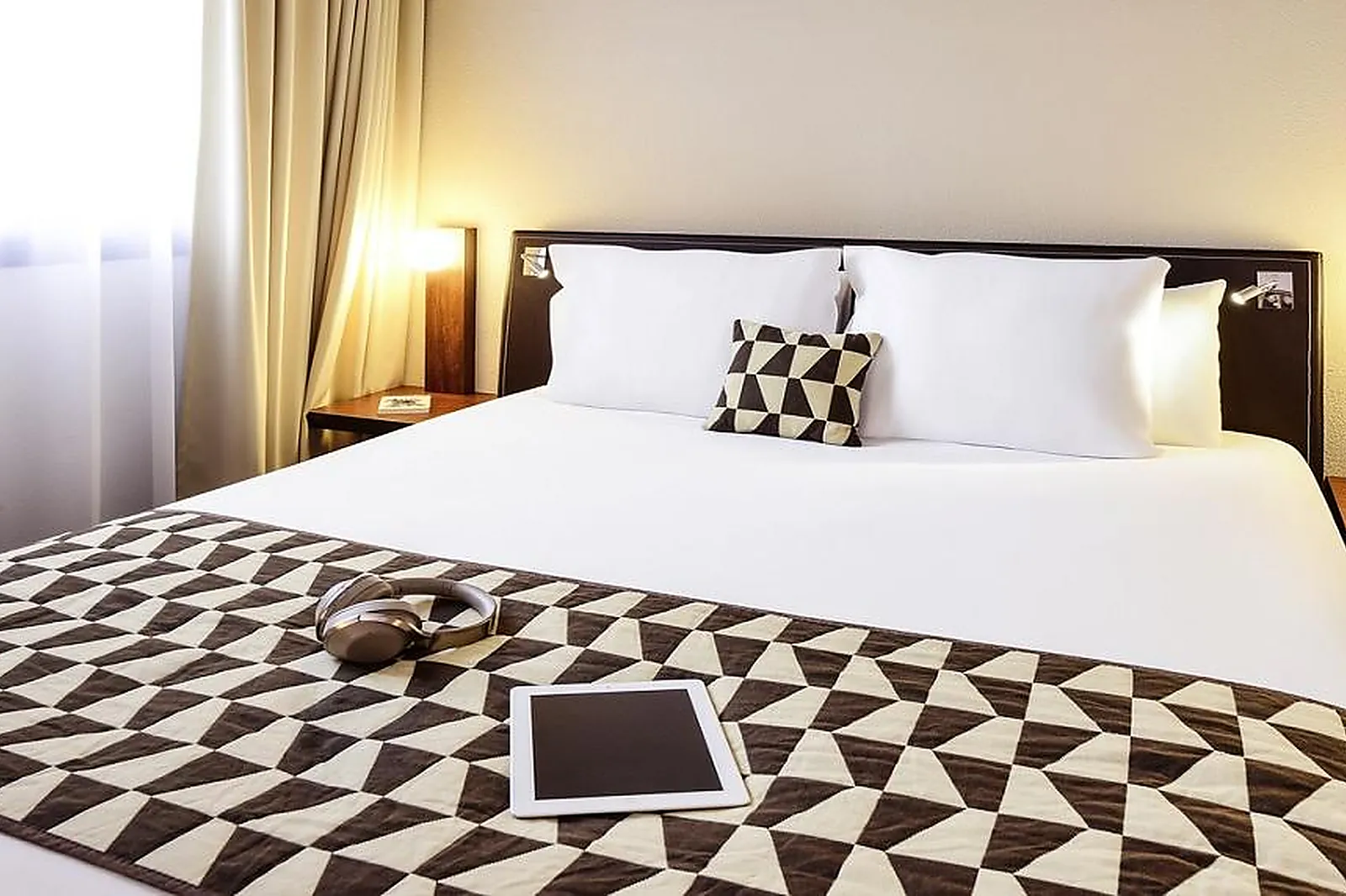 Hôtel, HÔTEL MERCURE LYON CENTRE LUMIÈRE