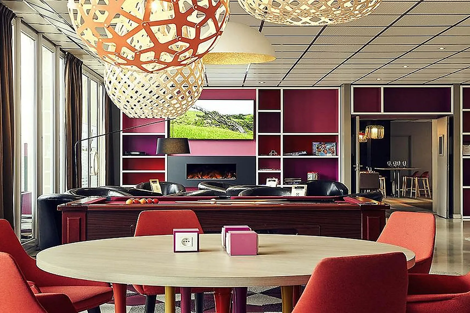 Lieux événementiels, HÔTEL MERCURE MARNE LA VALLÉE