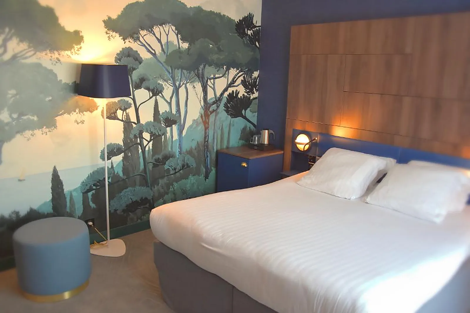 Lieux événementiels, HÔTEL MERCURE MARSEILLE CENTRE BOMPARD LA CORNICHE