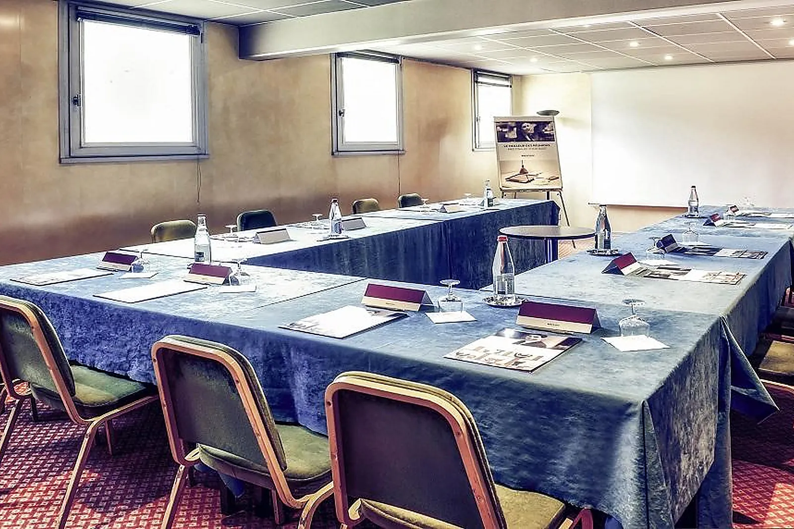 Lieux événementiels, HÔTEL MERCURE MÂCON BORD DE SAÔNE