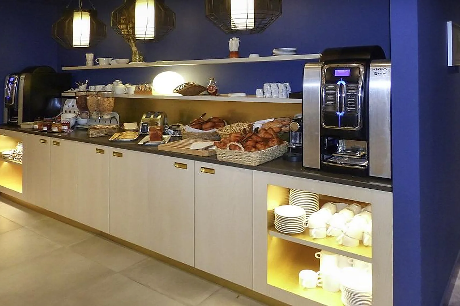 Lieux événementiels, HÔTEL MERCURE MÂCON BORD DE SAÔNE