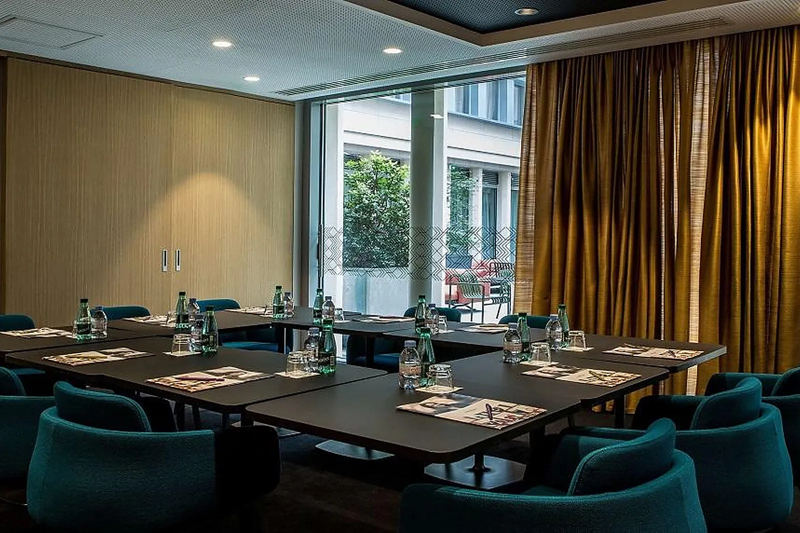 Lieux événementiels, HÔTEL MERCURE PARIS 17 BATIGNOLLES