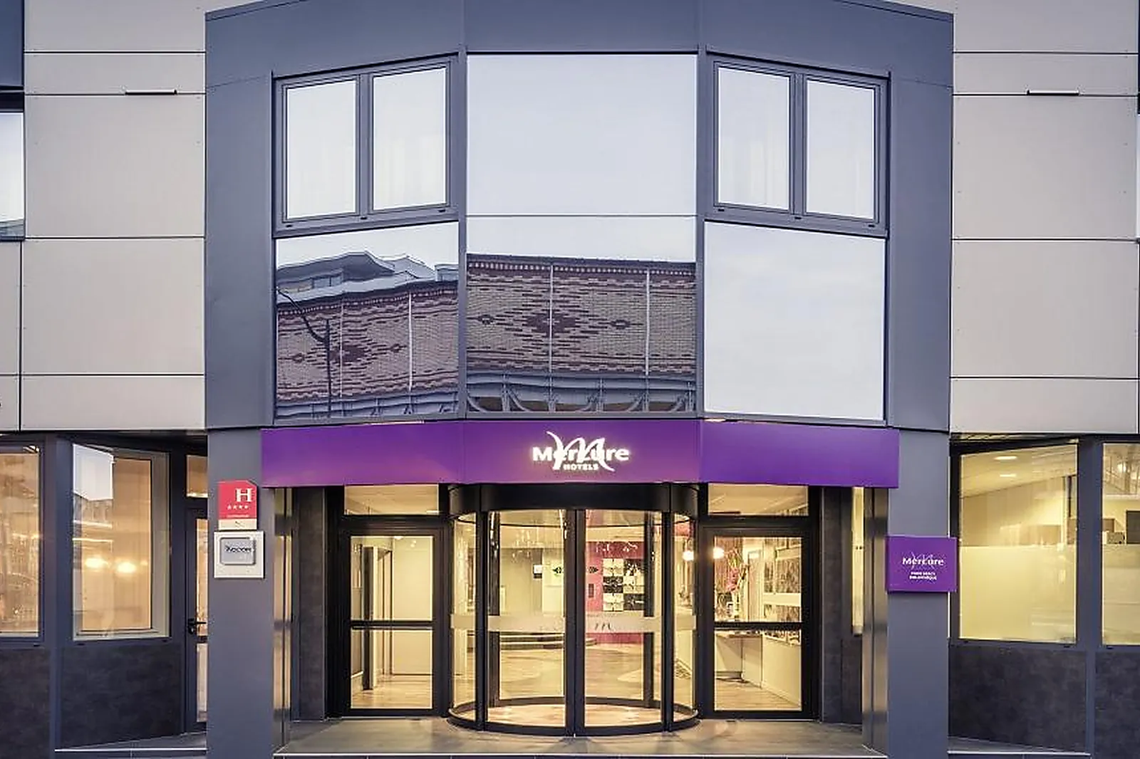 Lieux événementiels, HÔTEL MERCURE PARIS BERCY BIBLIOTHÈQUE