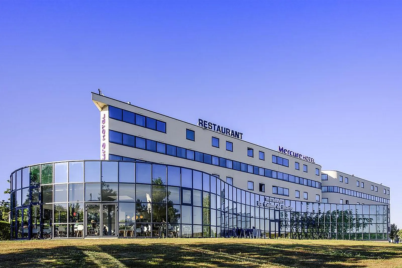 Lieux événementiels, HÔTEL MERCURE POITIERS SITE DU FUTUROSCOPE