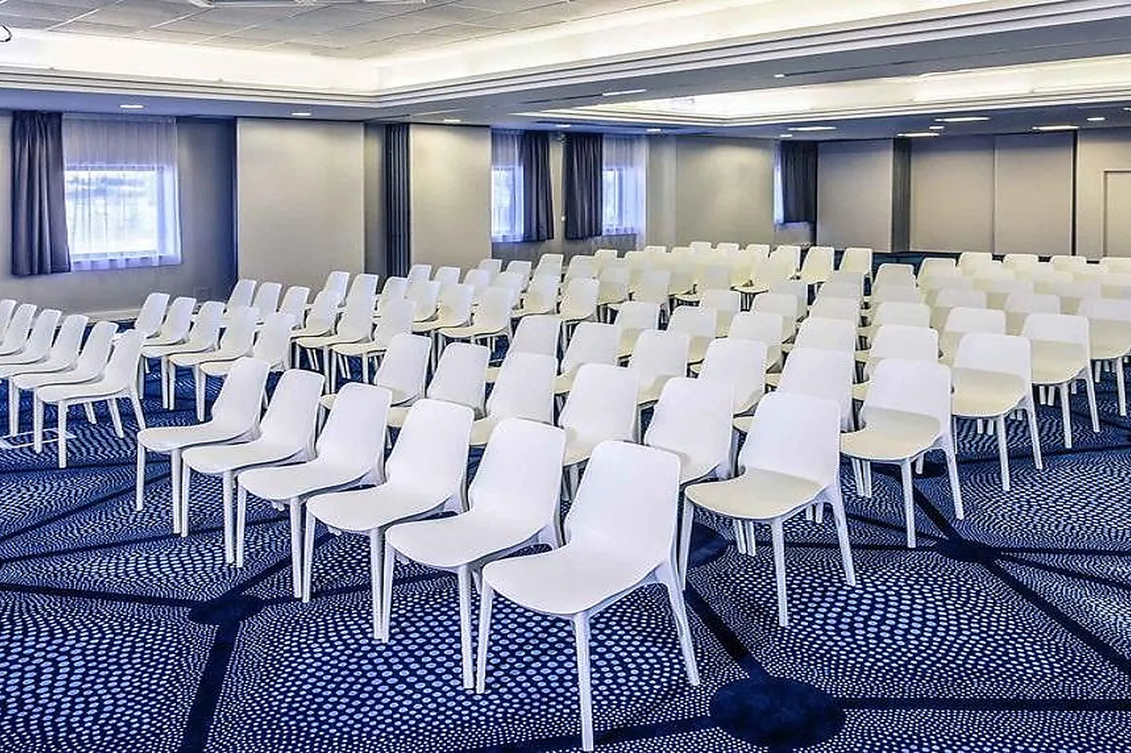 Lieux événementiels, HÔTEL MERCURE POITIERS SITE DU FUTUROSCOPE