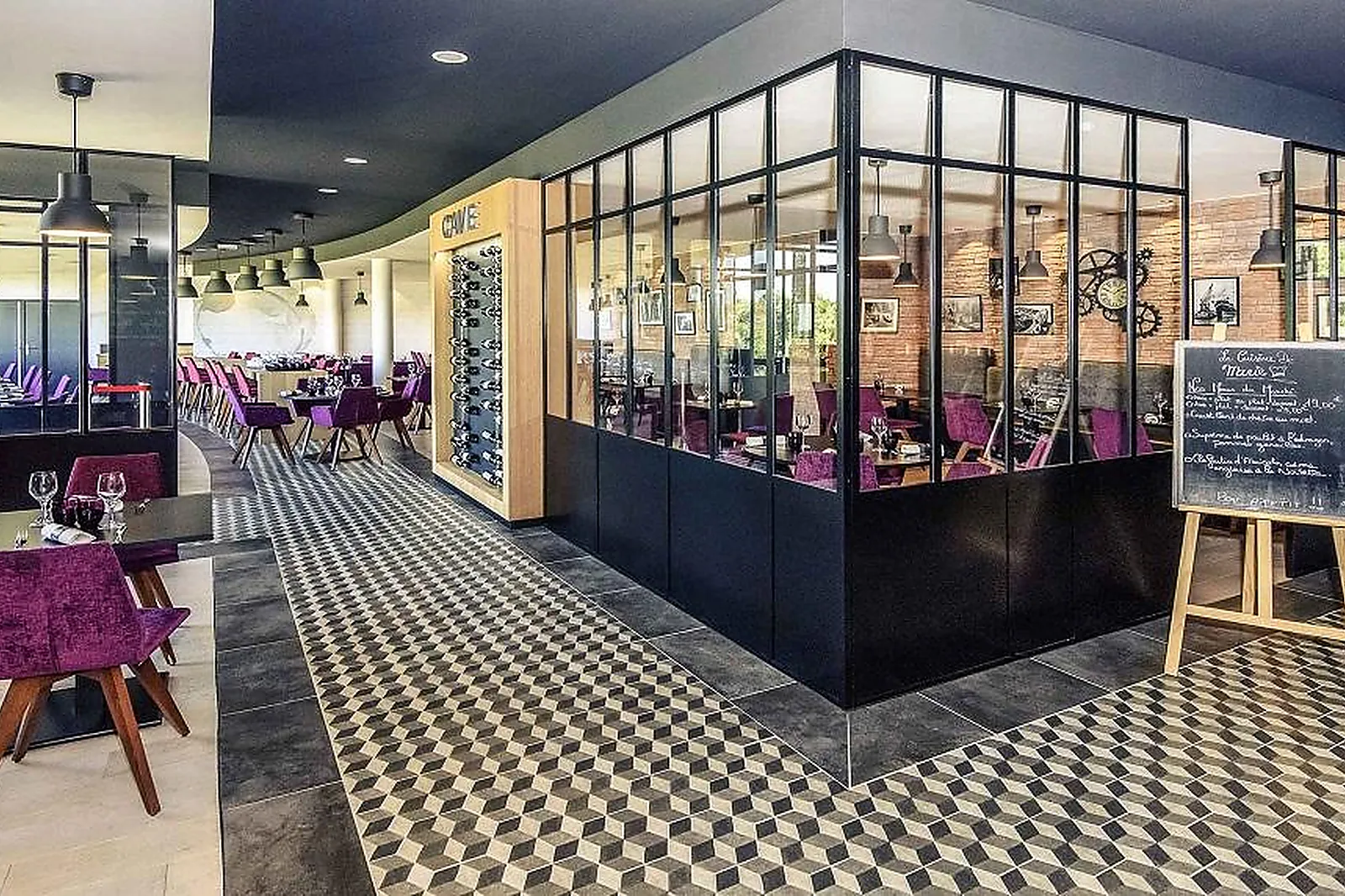 Lieux événementiels, HÔTEL MERCURE POITIERS SITE DU FUTUROSCOPE