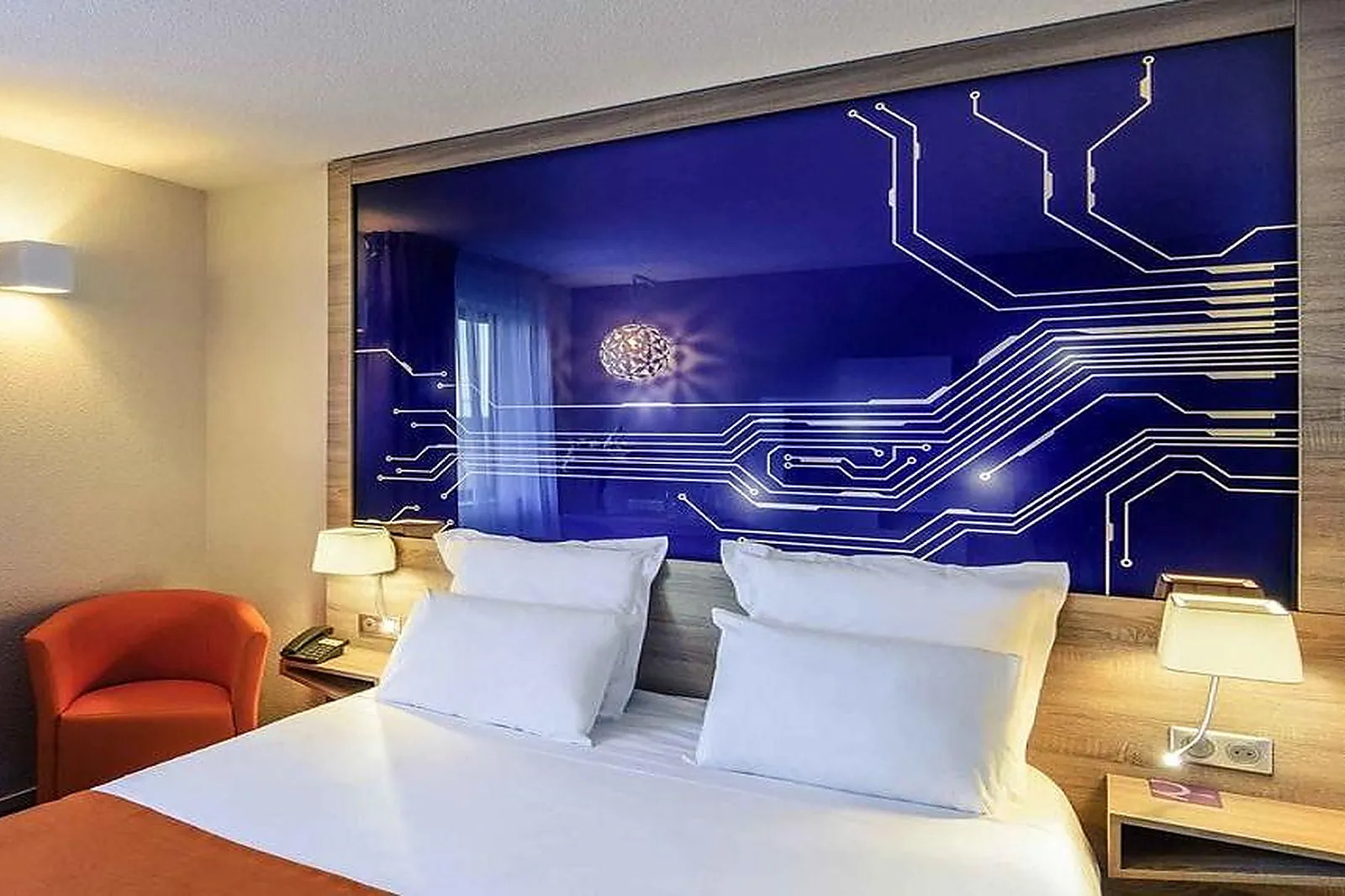 Lieux événementiels, HÔTEL MERCURE POITIERS SITE DU FUTUROSCOPE