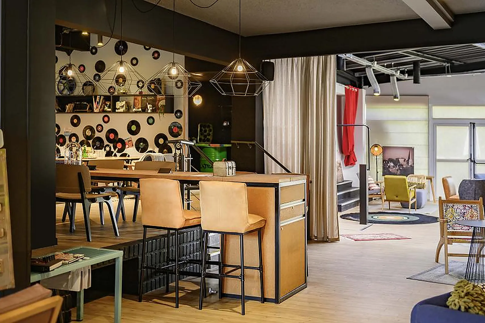 Lieux événementiels, HÔTEL MERCURE REIMS PARC DES EXPOSITIONS