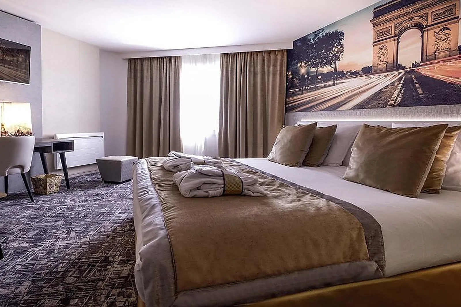 Lieux événementiels, HÔTEL MERCURE ROUEN CENTRE CHAMP DE MARS