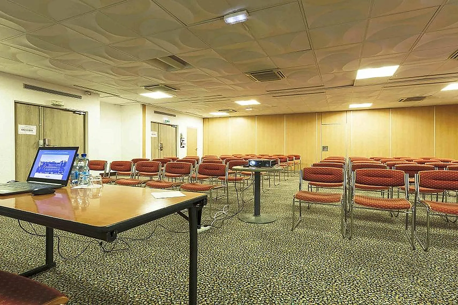 Lieux événementiels, HÔTEL MERCURE VICHY THERMALIA