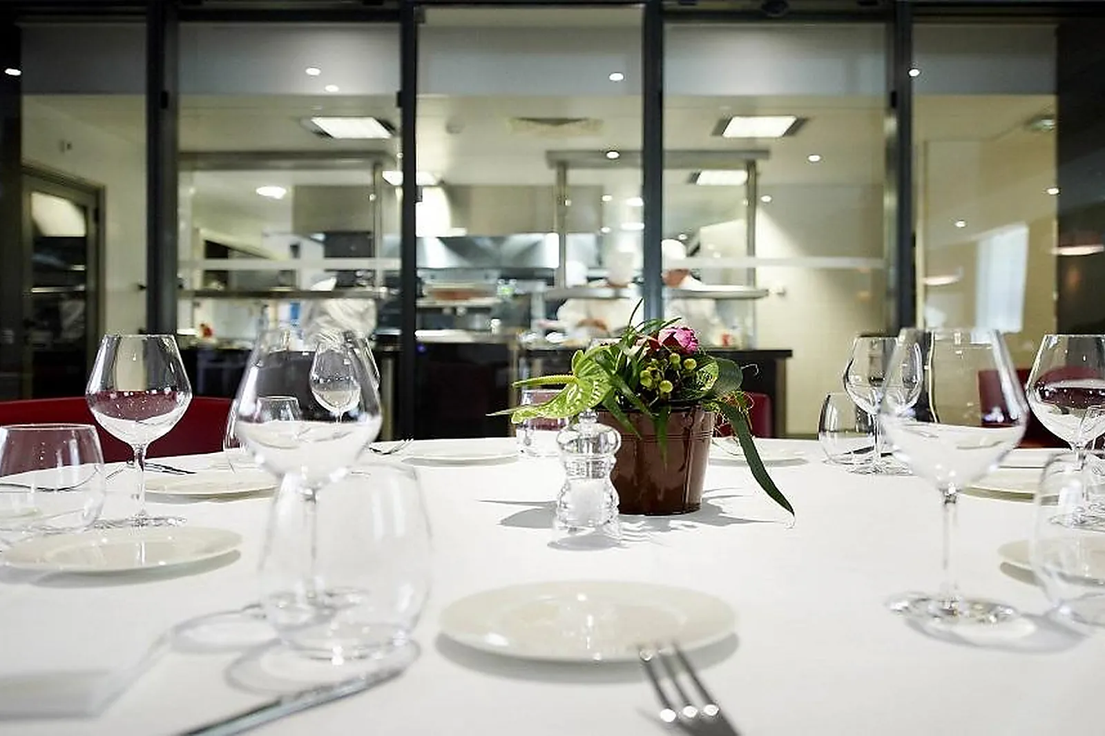 Lieux événementiels, HÔTEL MERCURE VILLEFRANCHE EN BEAUJOLAIS ICI & LÀ