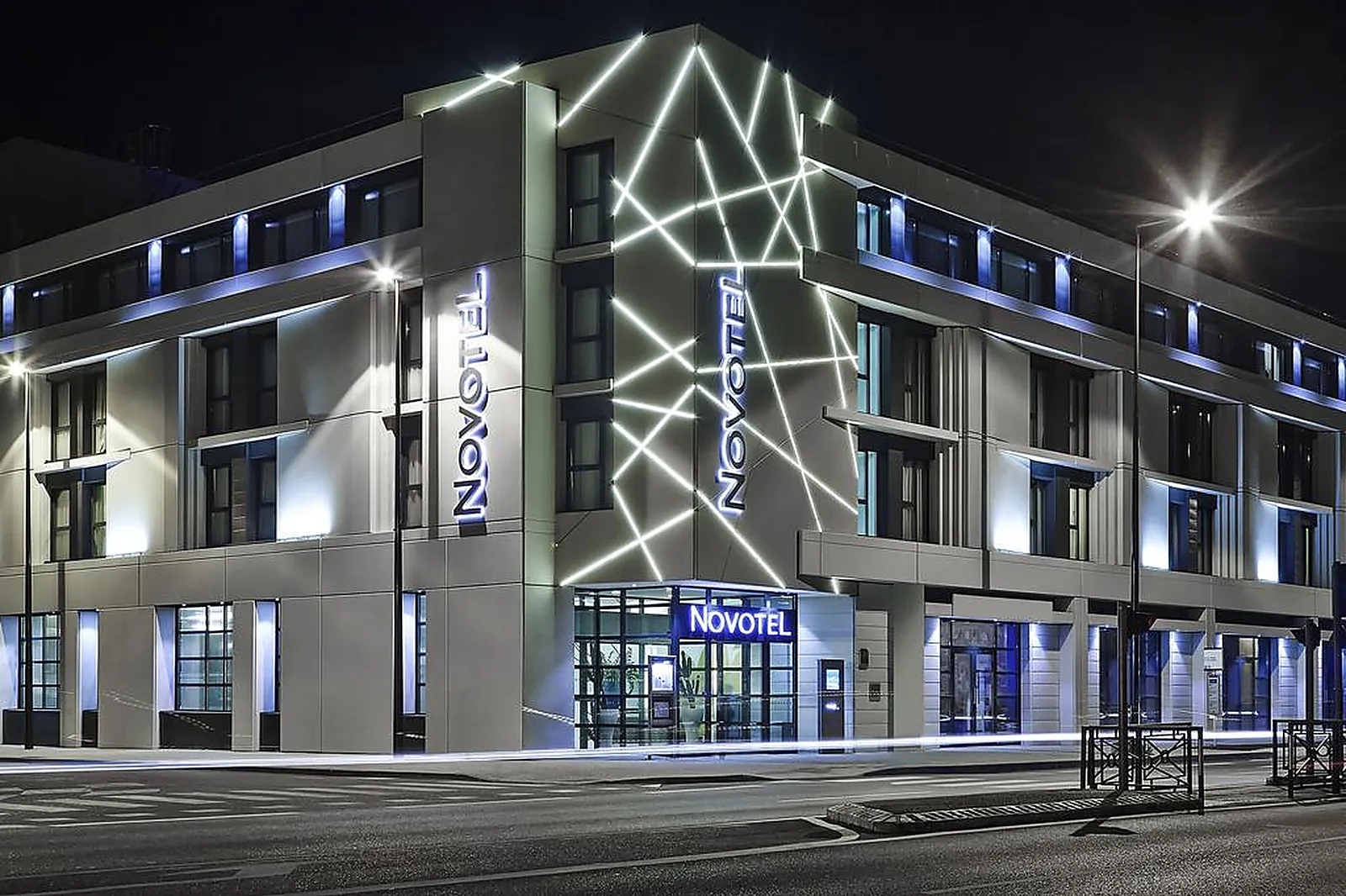 Hôtel, HÔTEL NOVOTEL AVIGNON CENTRE