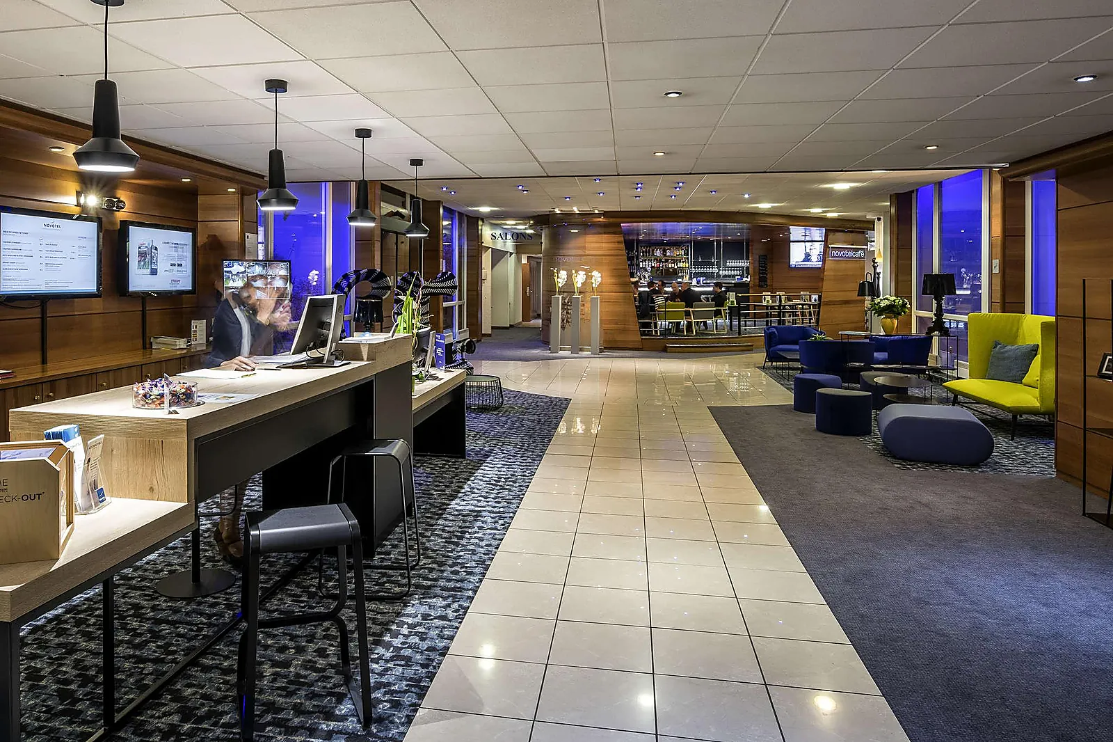 Lieux événementiels, HÔTEL NOVOTEL CHARTRES