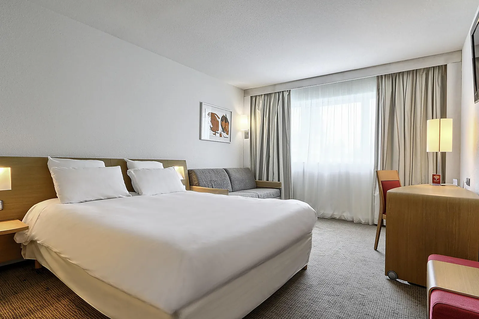 Lieux événementiels, HÔTEL NOVOTEL CHARTRES