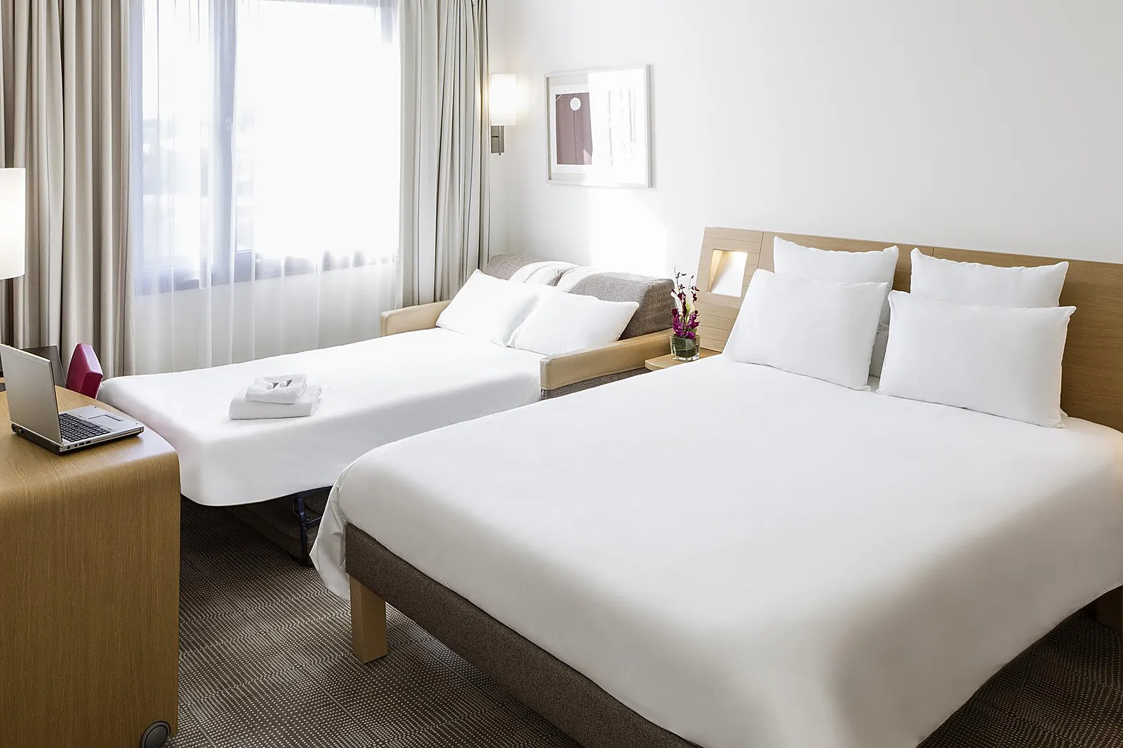 Lieux événementiels, HÔTEL NOVOTEL CHARTRES