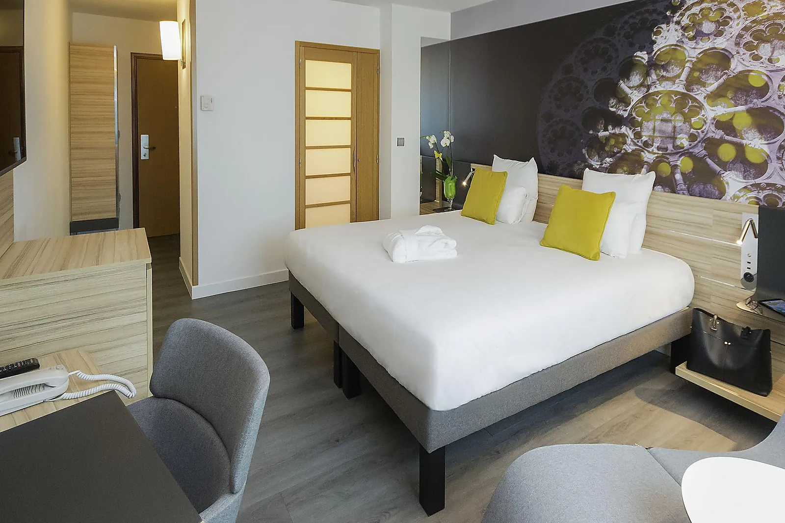 Lieux événementiels, HÔTEL NOVOTEL CHARTRES