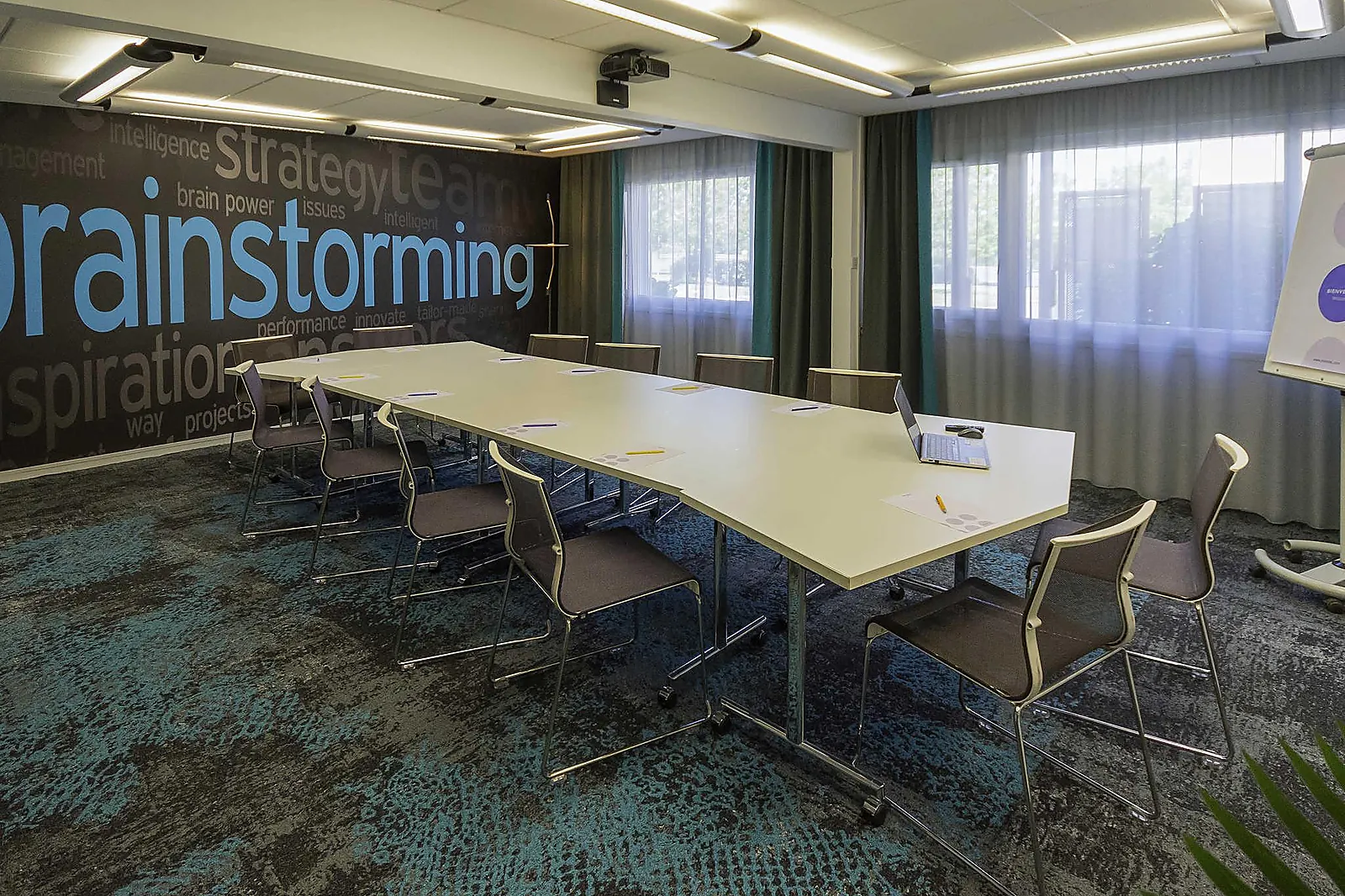 Lieux événementiels, HÔTEL NOVOTEL CHARTRES