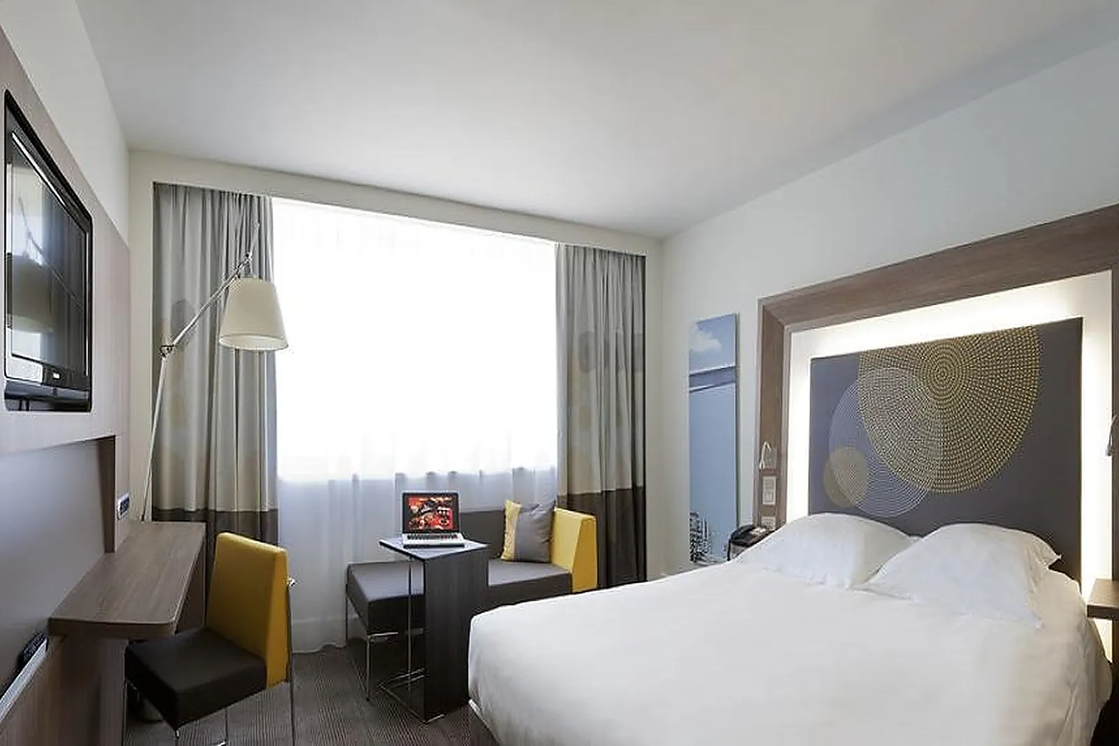 Hôtel, HÔTEL NOVOTEL LYON CONFLUENCE