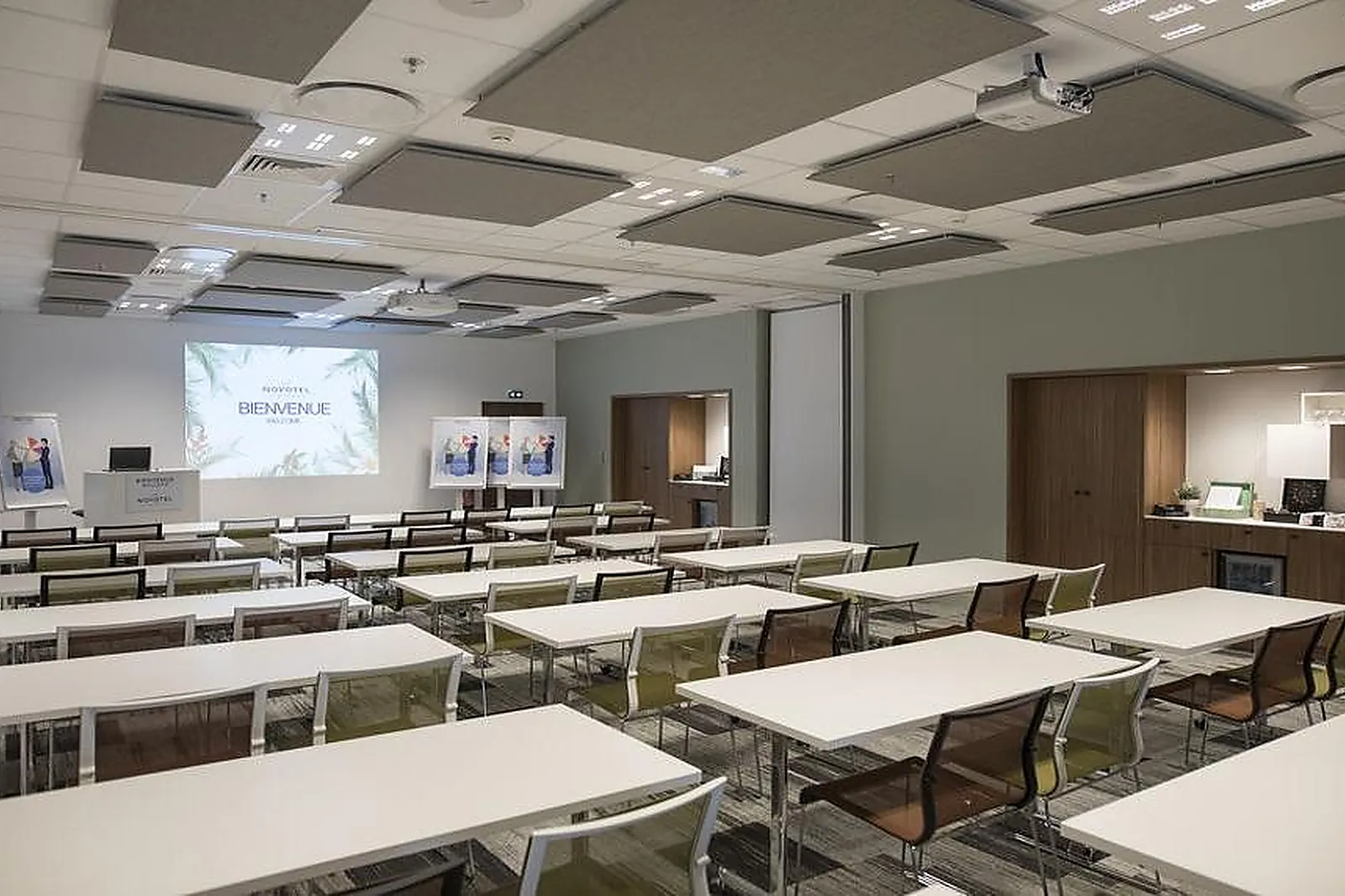 Hôtel, HÔTEL NOVOTEL LYON CONFLUENCE