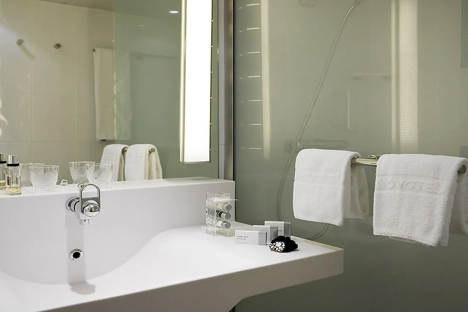 Lieux événementiels, HÔTEL NOVOTEL METZ AMNÉVILLE