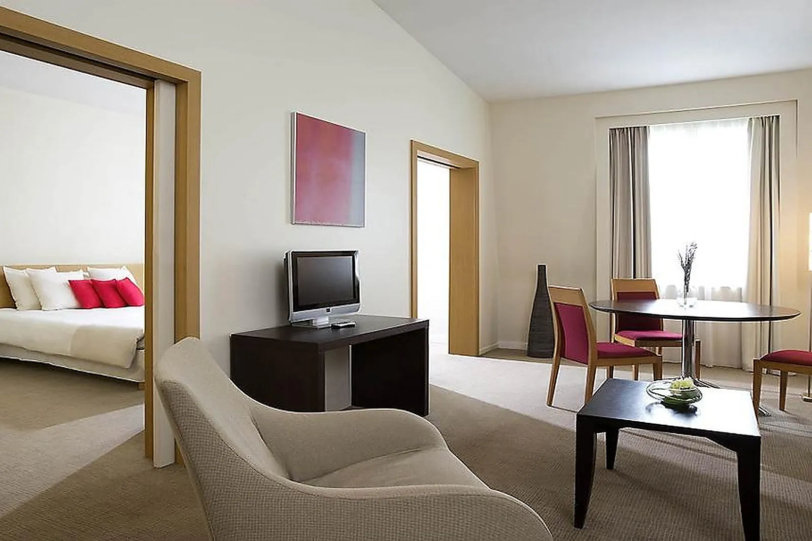 Lieux événementiels, HÔTEL NOVOTEL PARIS LA DÉFENSE ESPLANADE