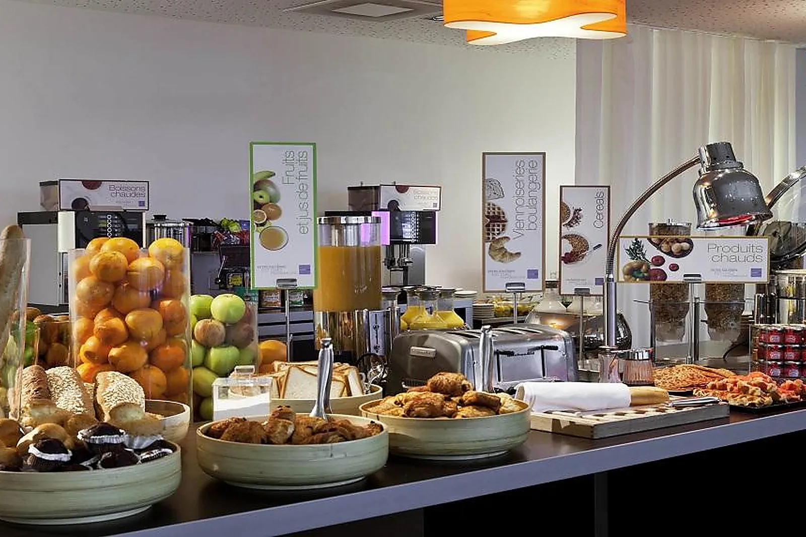 Lieux événementiels, HÔTEL NOVOTEL PARIS LA DÉFENSE ESPLANADE