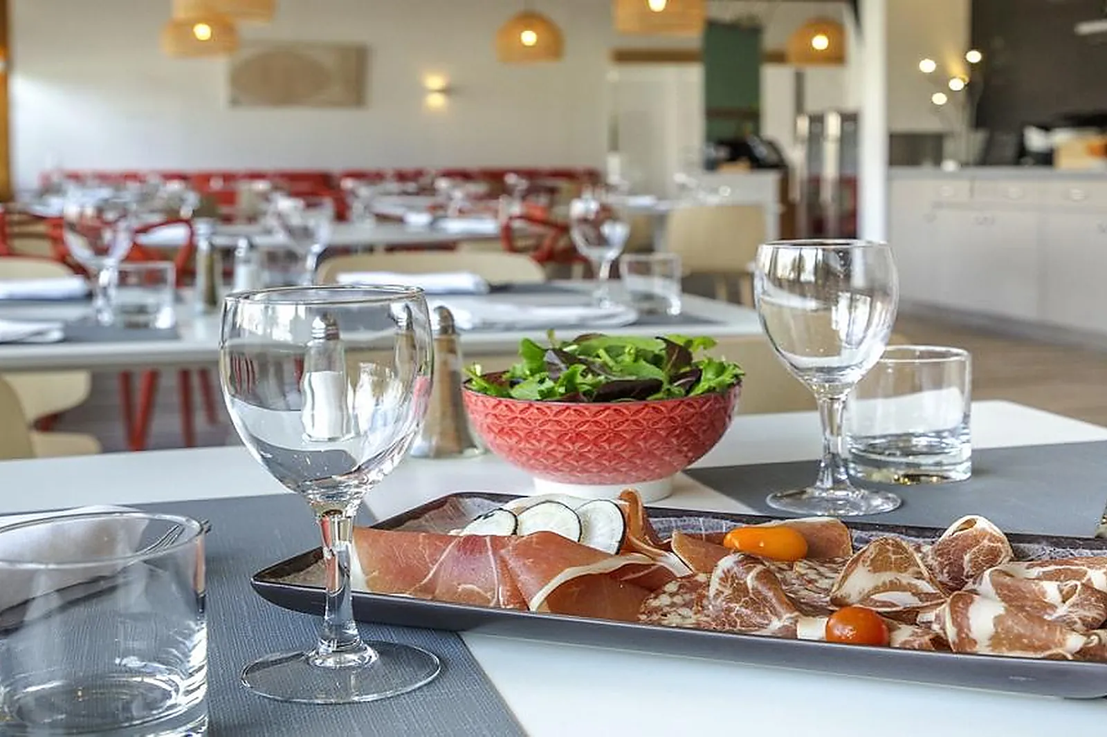 Lieux événementiels, HÔTEL NOVOTEL PERPIGNAN RIVESALTES