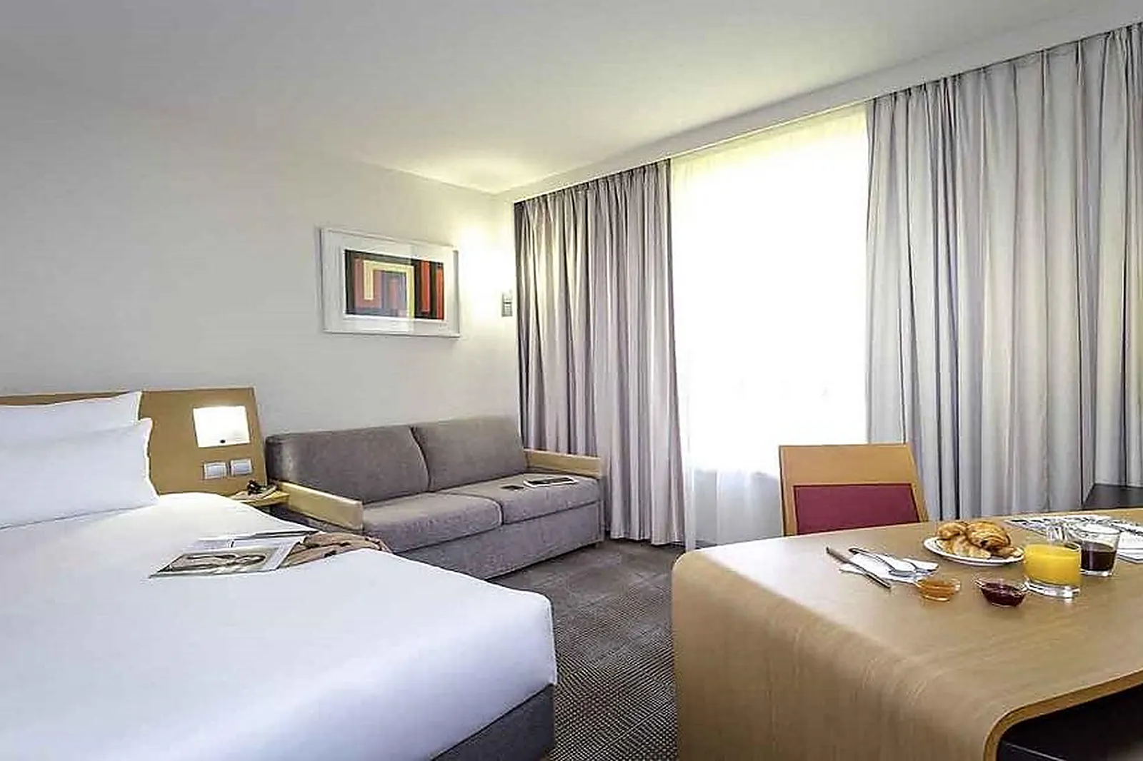 Lieux événementiels, HÔTEL NOVOTEL PERPIGNAN RIVESALTES