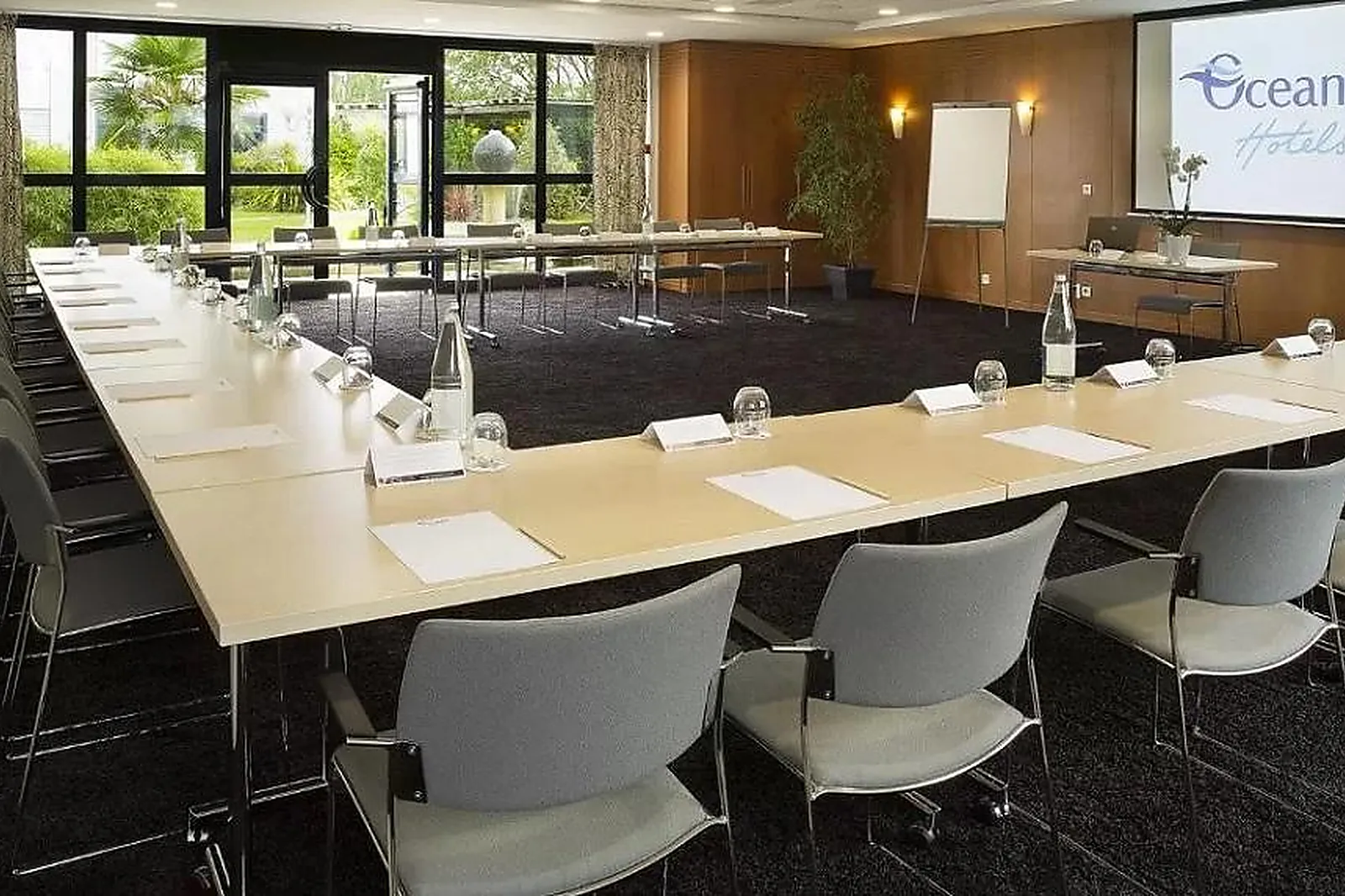 Lieux événementiels, HÔTEL OCEANIA RENNES