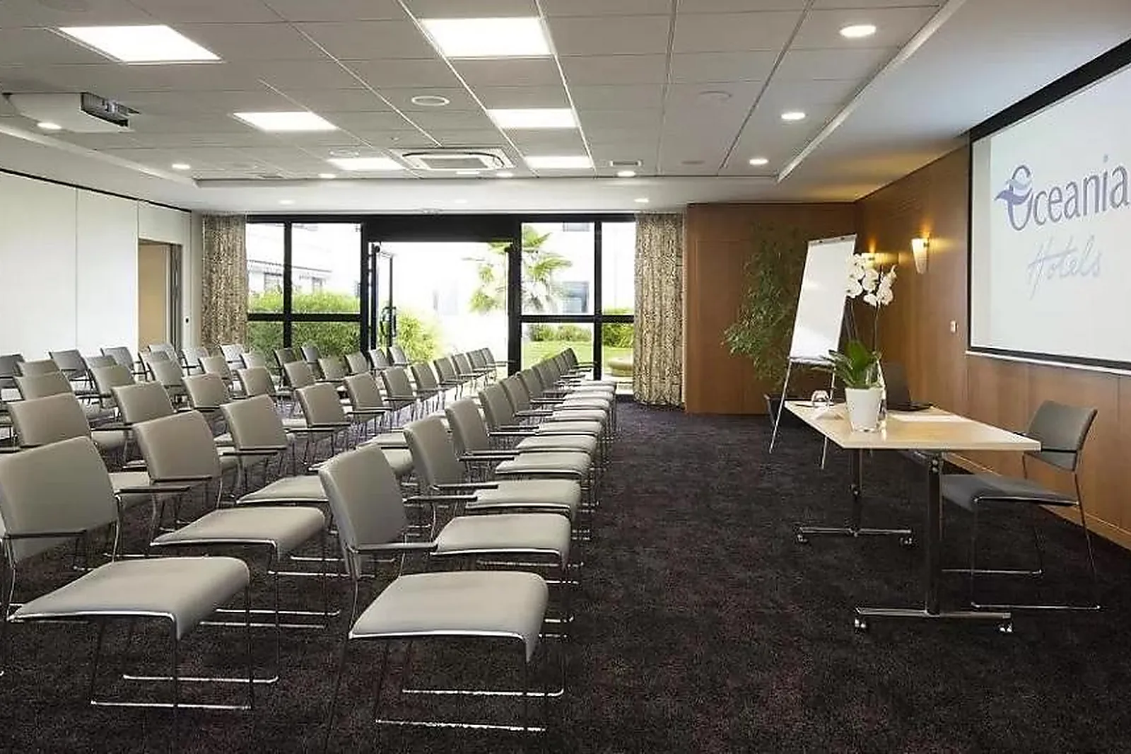 Lieux événementiels, HÔTEL OCEANIA RENNES