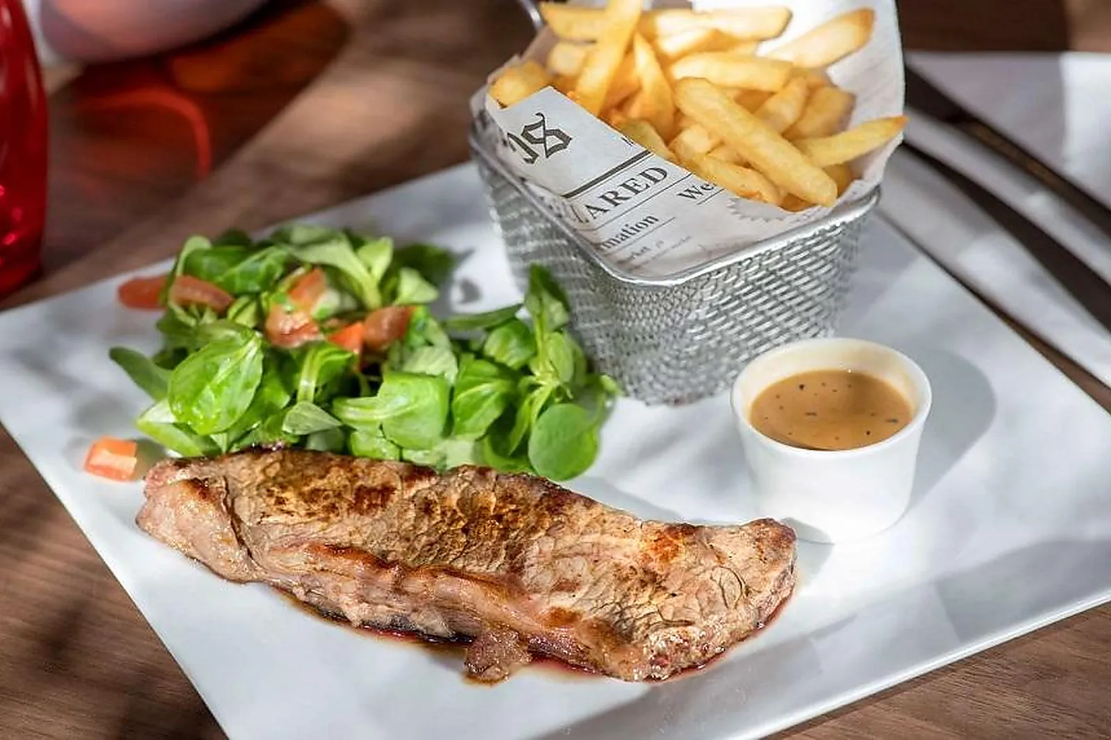 Lieux événementiels, HÔTEL RESTAURANT CAMPANILE CLERMONT-FERRAND LE BRÉZET