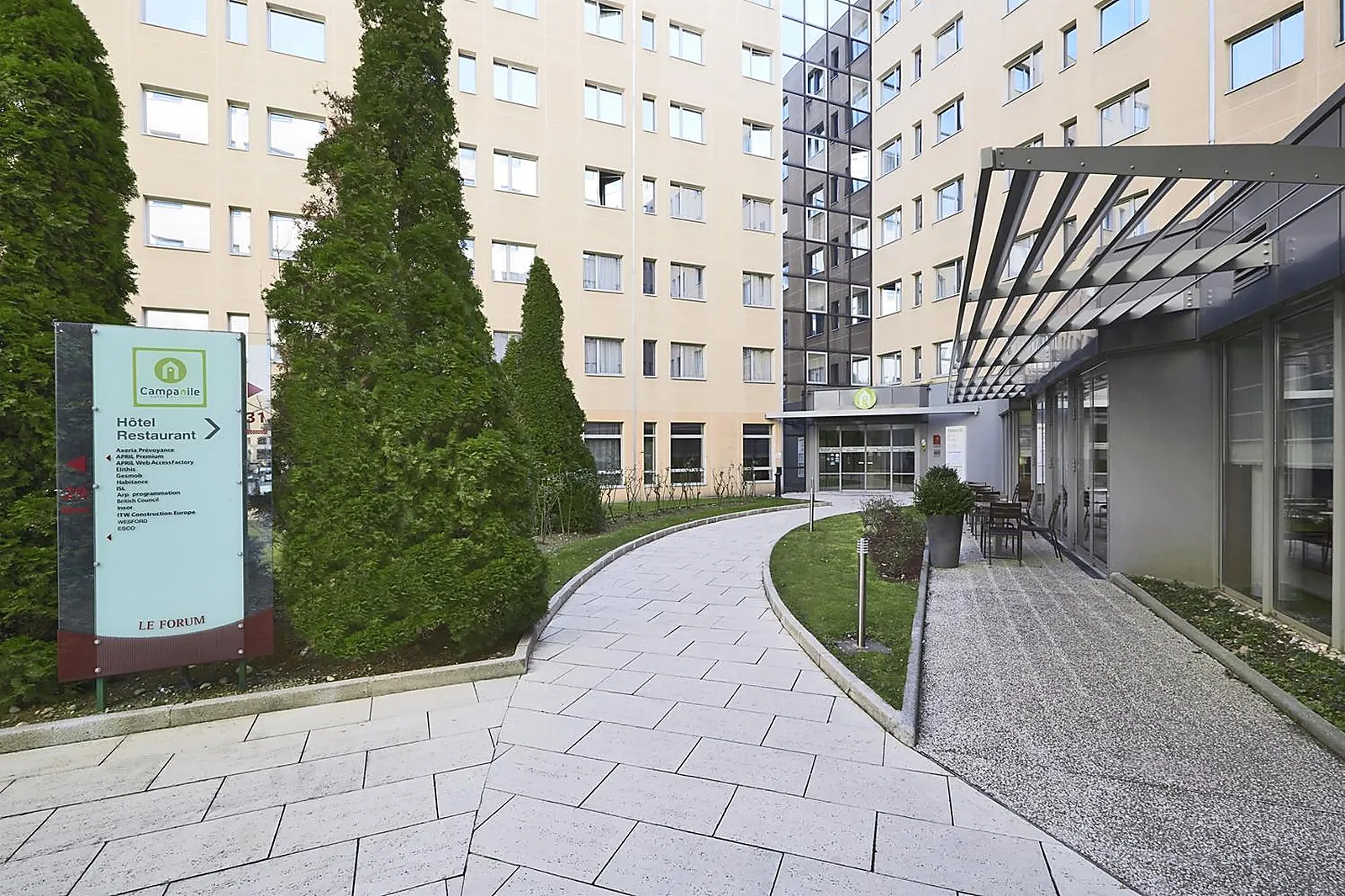 Hôtel, HÔTEL RESTAURANT CAMPANILE LYON GARE PART DIEU