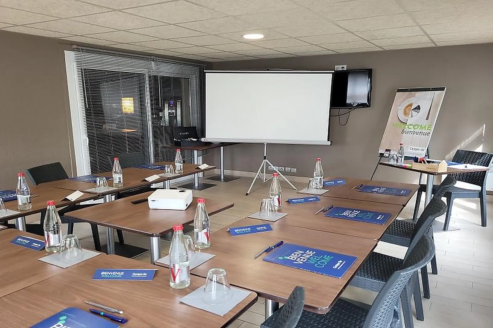 Lieux événementiels, HÔTEL RESTAURANT CAMPANILE SAINT-QUENTIN