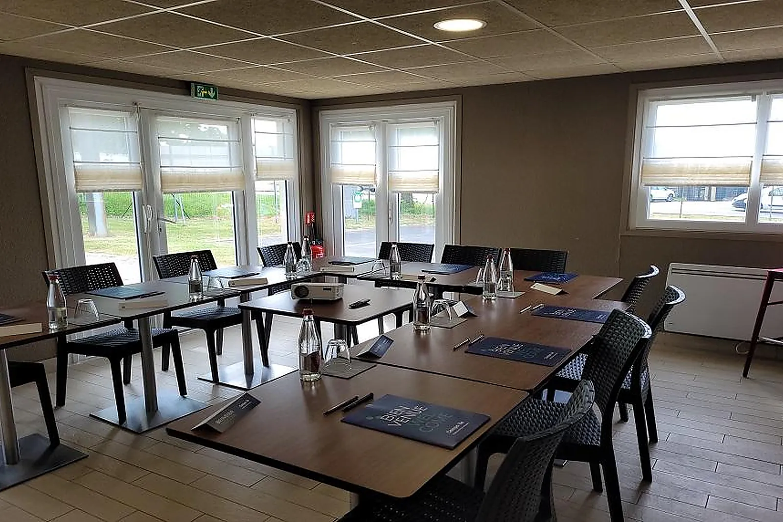 Lieux événementiels, HÔTEL RESTAURANT CAMPANILE SAINT-QUENTIN