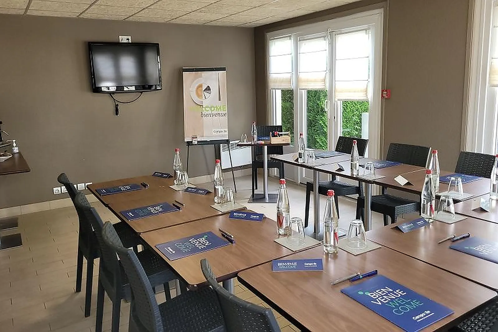 Lieux événementiels, HÔTEL RESTAURANT CAMPANILE SAINT-QUENTIN