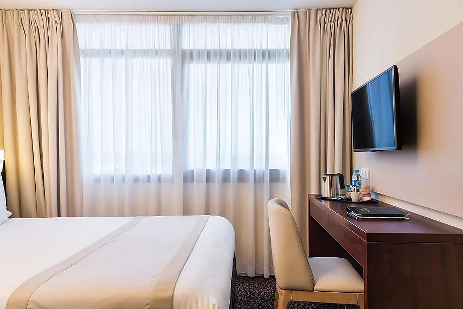 Lieux événementiels, HÔTEL & RESTAURANT GATSBY