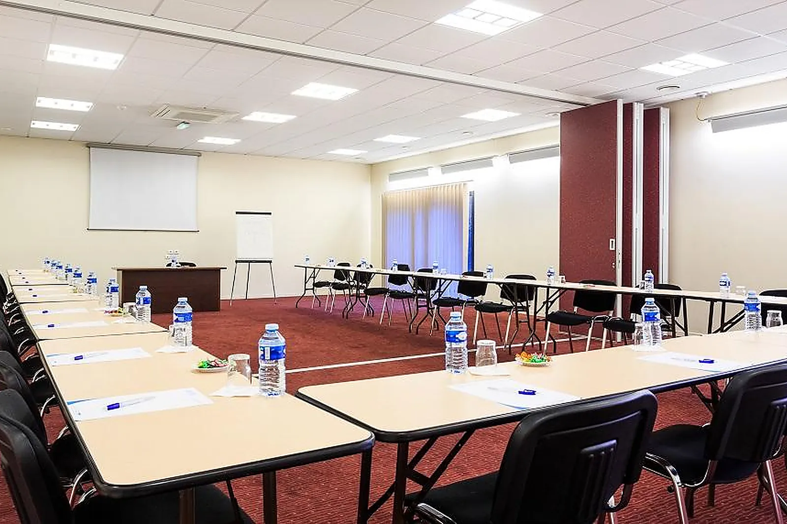 Lieux événementiels, HÔTEL & RESTAURANT GATSBY