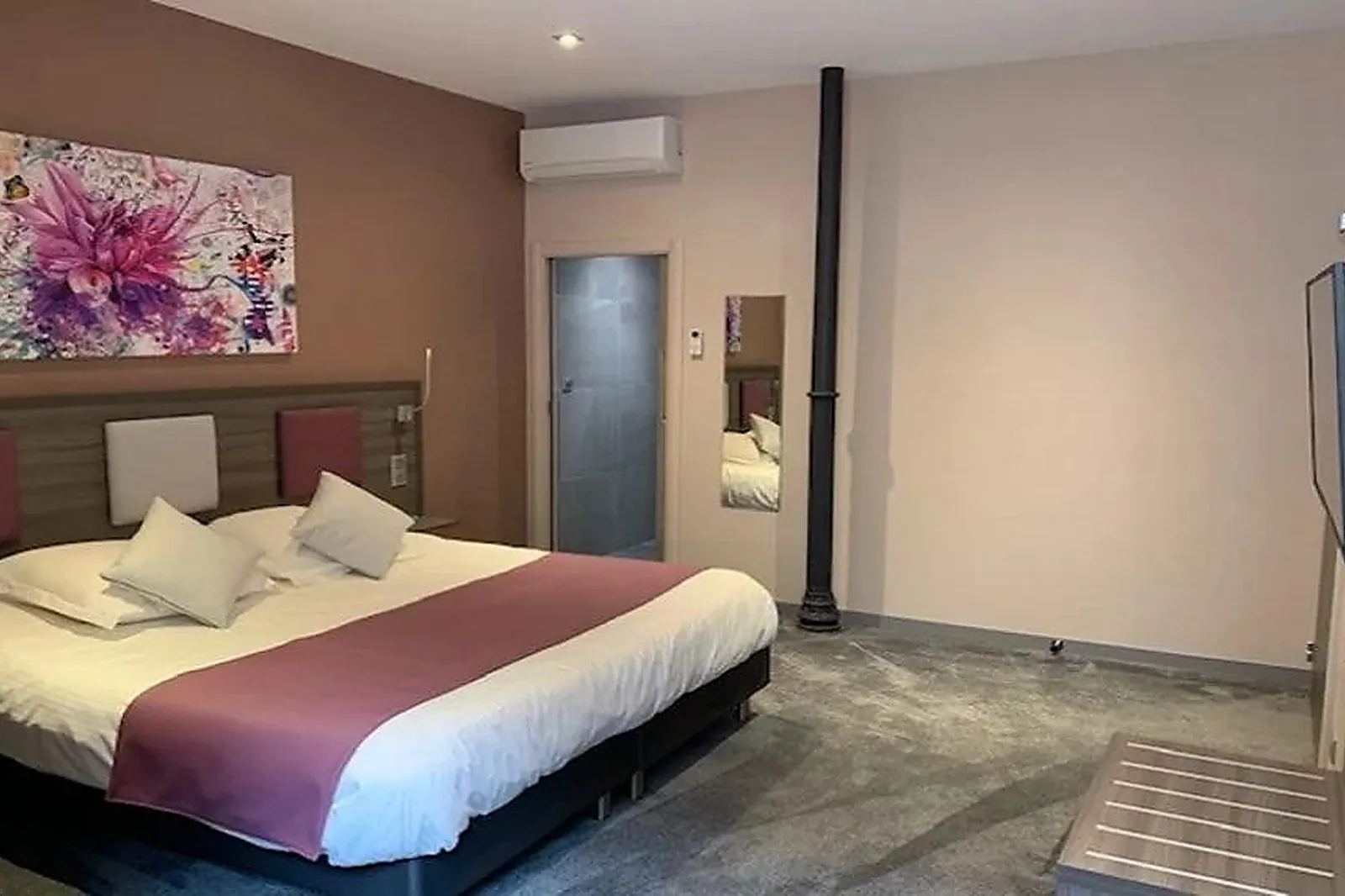 Lieux événementiels, HÔTEL RESTAURANT SAINT-CHRISTOPHE