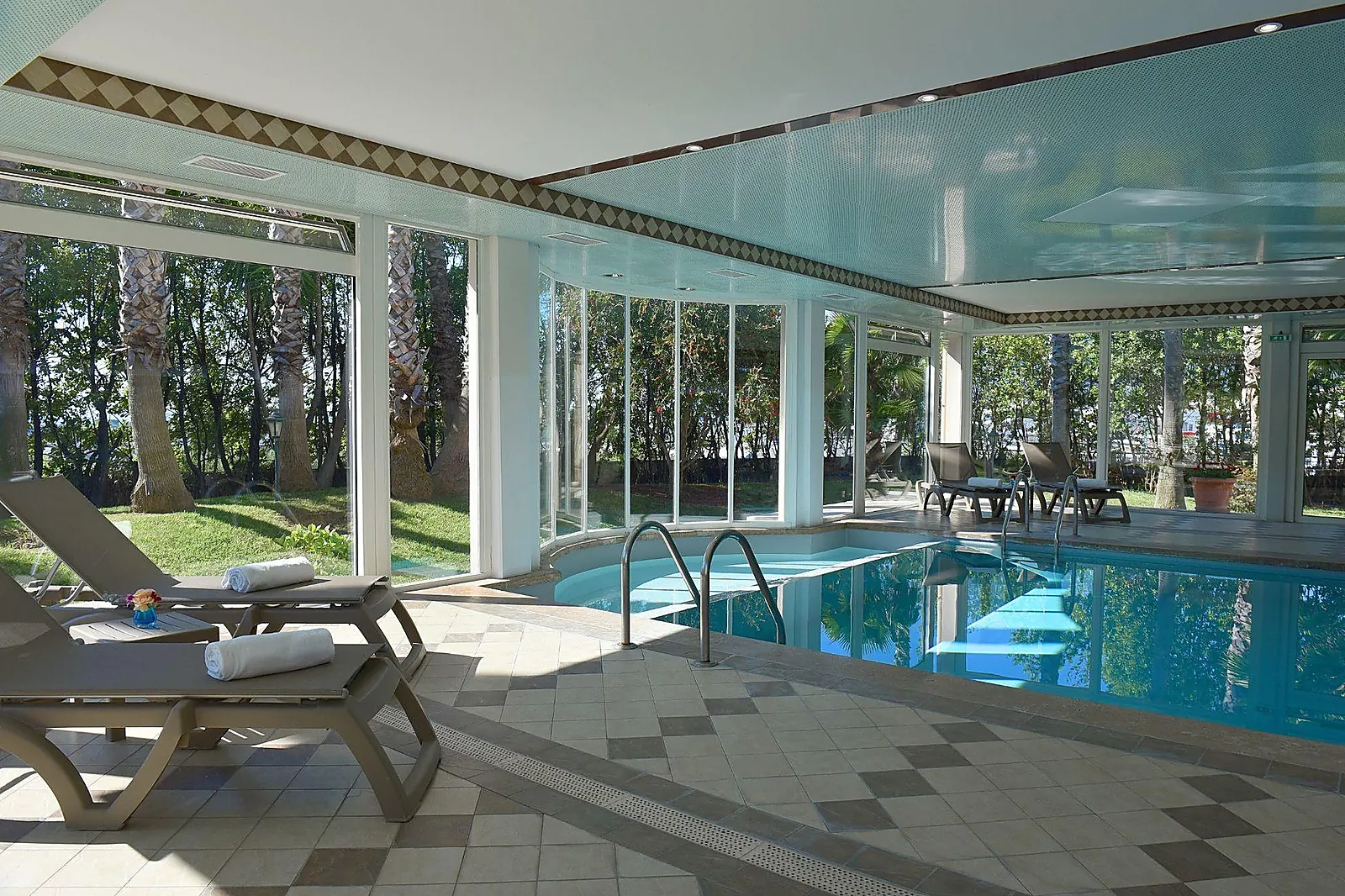 Lieux événementiels, HÔTEL RESTAURANT SPA OSTELLA