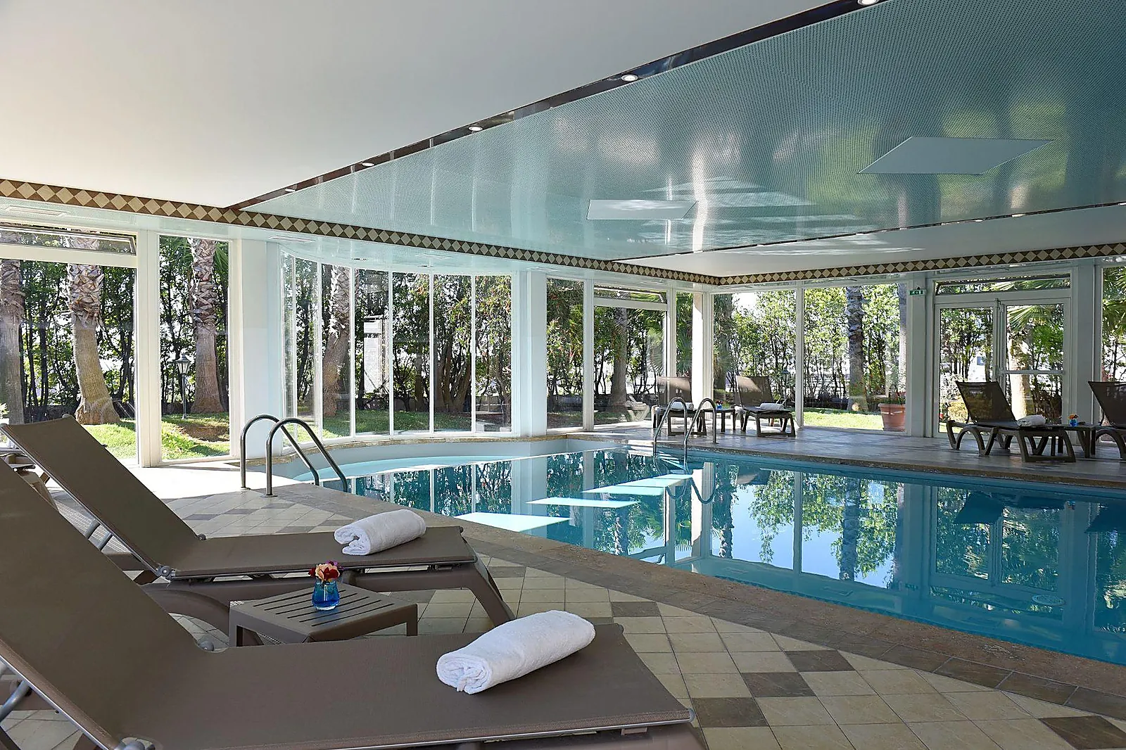 Lieux événementiels, HÔTEL RESTAURANT SPA OSTELLA