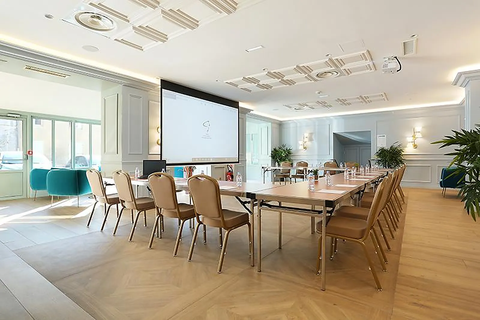 Hôtel, HÔTEL RESTAURANT DU CHEVAL BLANC