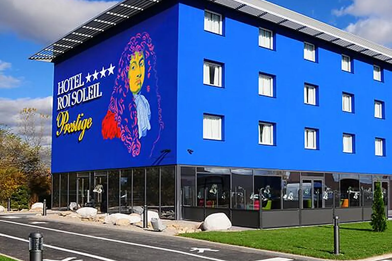 Hôtel, HÔTEL ROI SOLEIL PRESTIGE