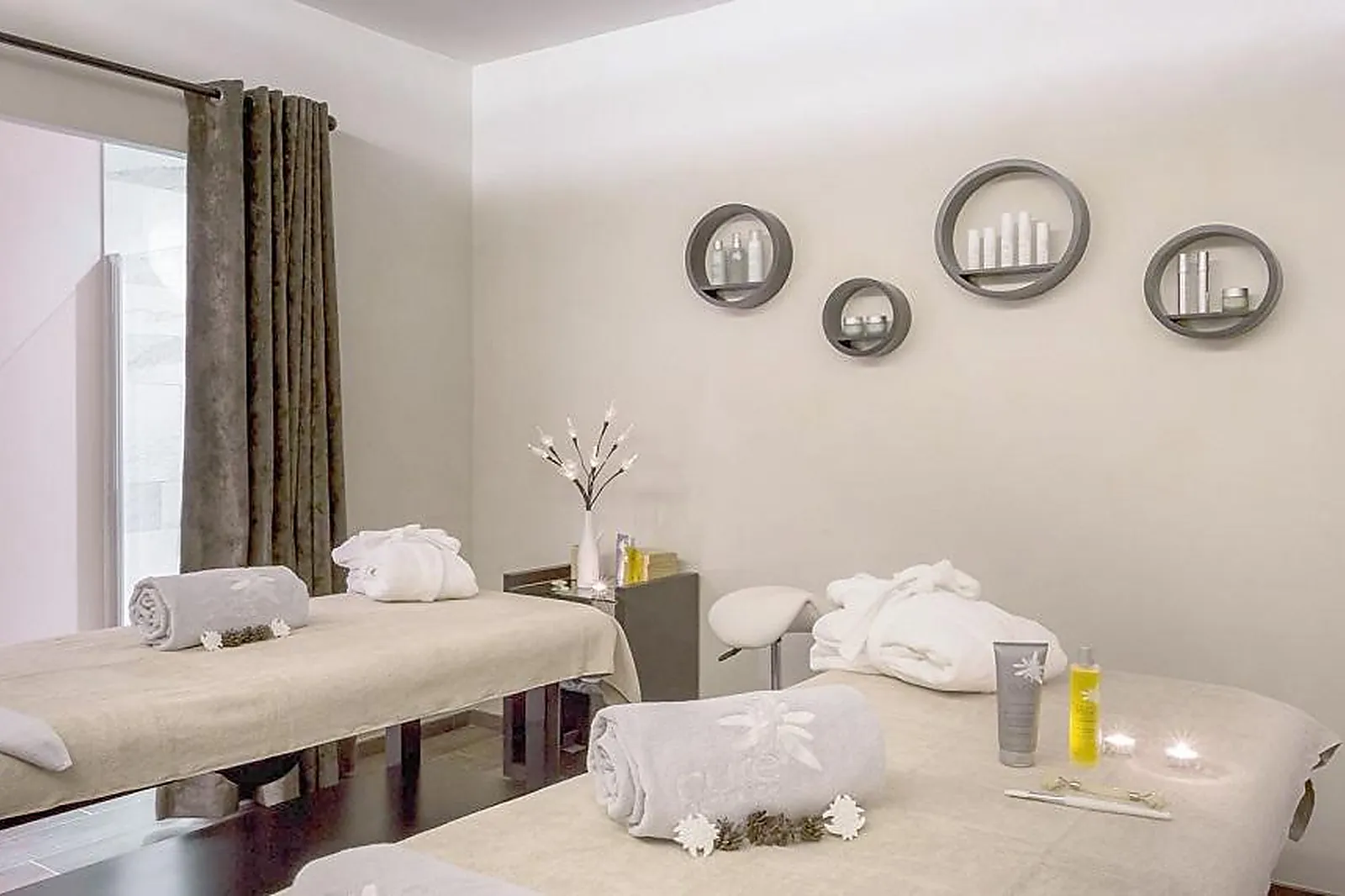 Lieux événementiels, HÔTEL SAINT CHARLES RESTAURANT & SPA