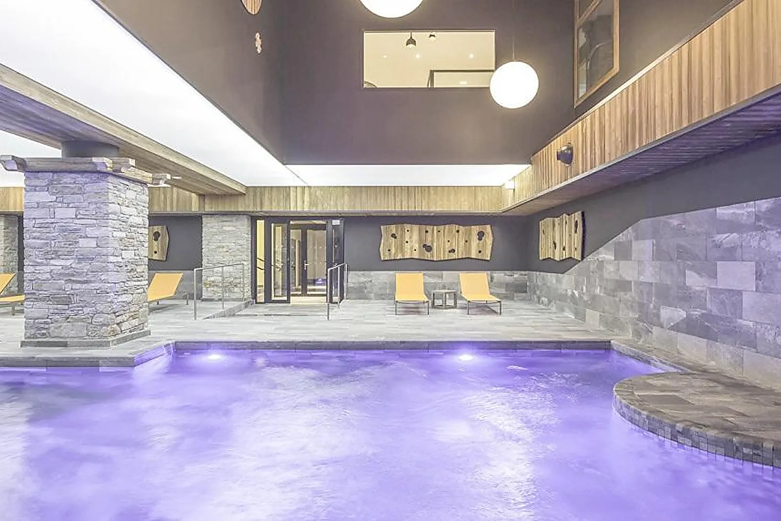 Lieux événementiels, HÔTEL SAINT CHARLES RESTAURANT & SPA