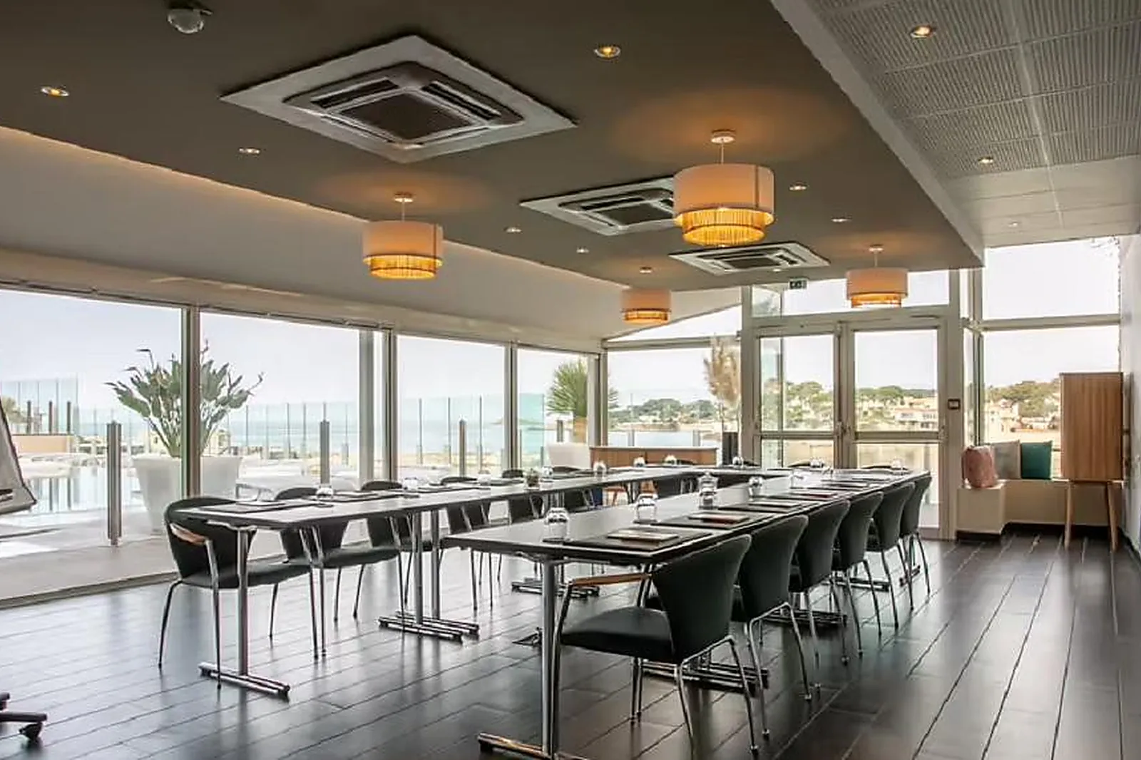 Lieux événementiels, HÔTEL & SPA ILE ROUSSE THALAZUR