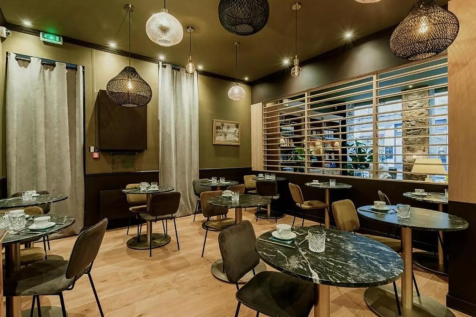 Hôtel, HÔTEL TÊTE D'OR