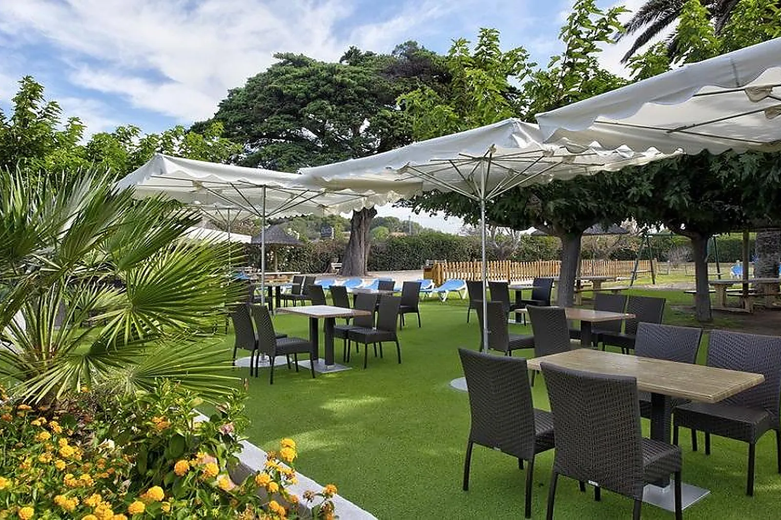 Lieux événementiels, HÔTEL CLUB LA FONT DES HORTS