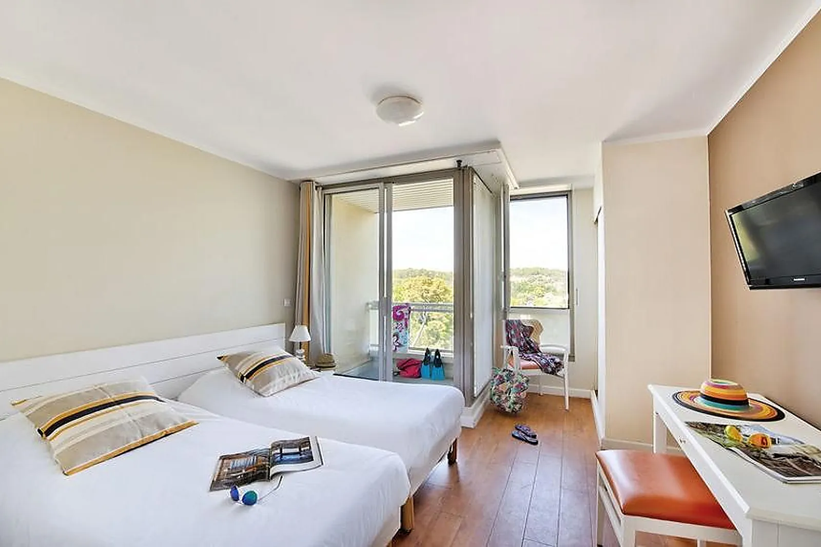 Lieux événementiels, HÔTEL CLUB LA FONT DES HORTS